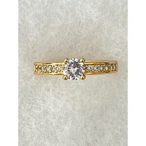 Classic Round High Set CZ Ring Sz 6 Channel Set‎ Accent Stones Pronged Gold Tone